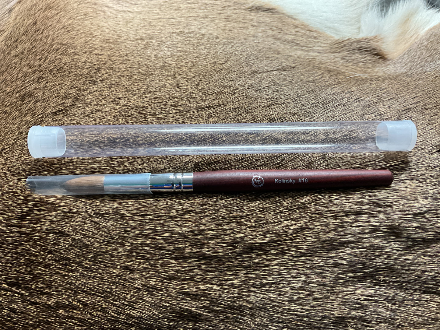 Kolinsky #16 Artist Brush