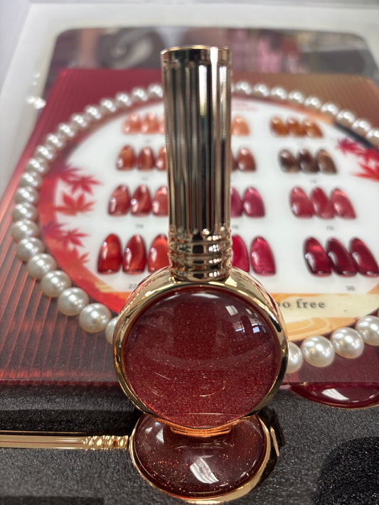 HANG Autumn Leaves Cat Eye Polish. 18ml bottle