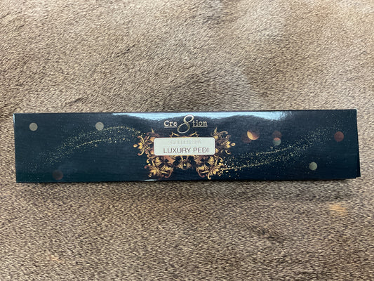 Cre8tion Golden Spa Luxury Pedi