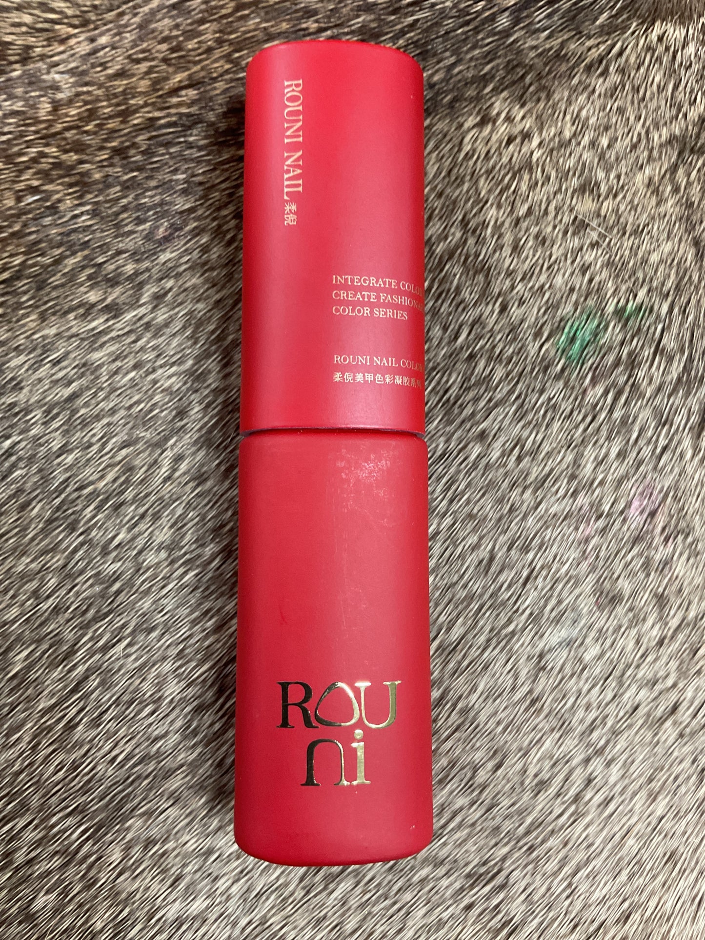ROUNI Nail Polish Red